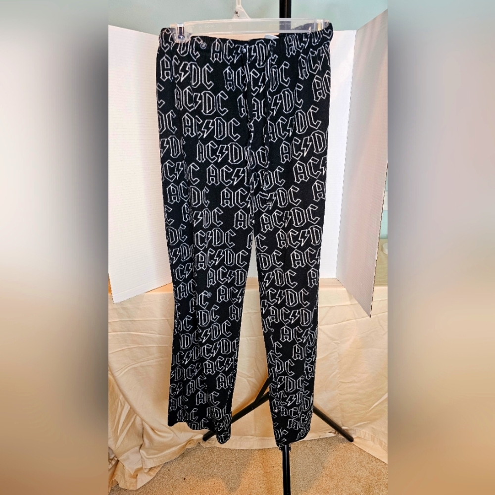 Men's medium AC/DC loungewear